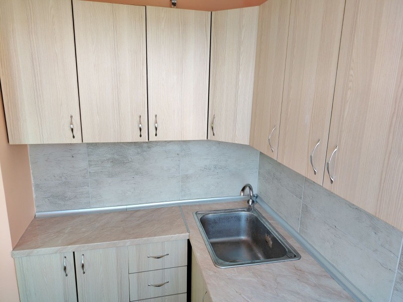 Дава под наем 1-СТАЕН, гр. Русе, Здравец Изток, снимка 2 - Апартаменти - 53533752