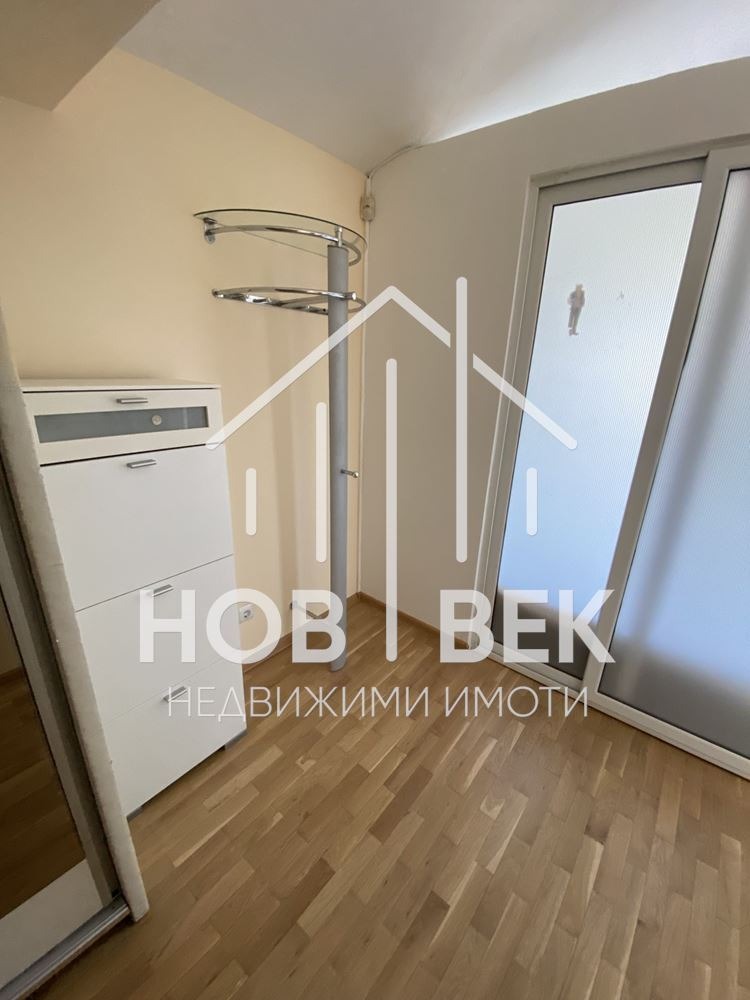 De inchiriat  1 dormitor Varna , Țentâr , 90 mp | 50213168 - imagine [4]