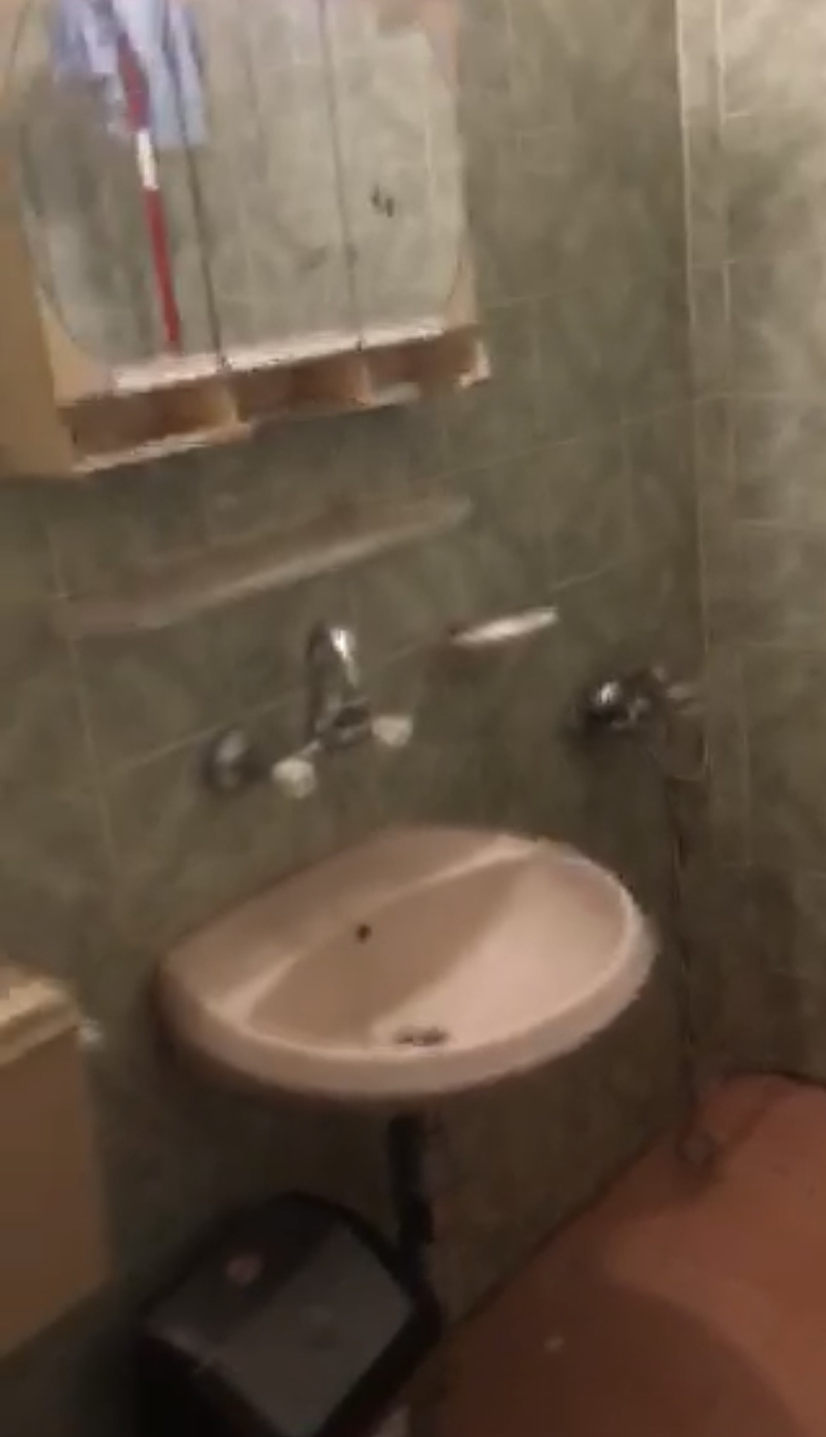 Дава под наем 1-СТАЕН, гр. София, Надежда 2, снимка 6 - Апартаменти - 53706032