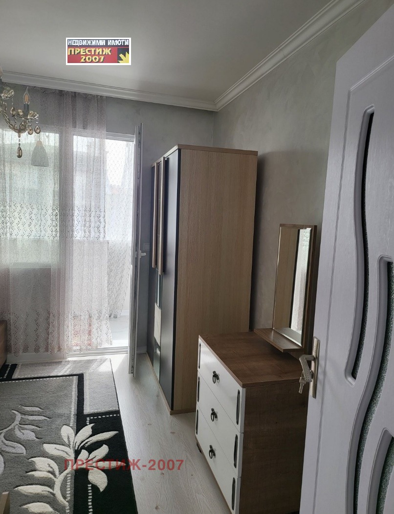 Дава под наем 3-СТАЕН, гр. Шумен, Център, снимка 8 - Апартаменти - 56089455