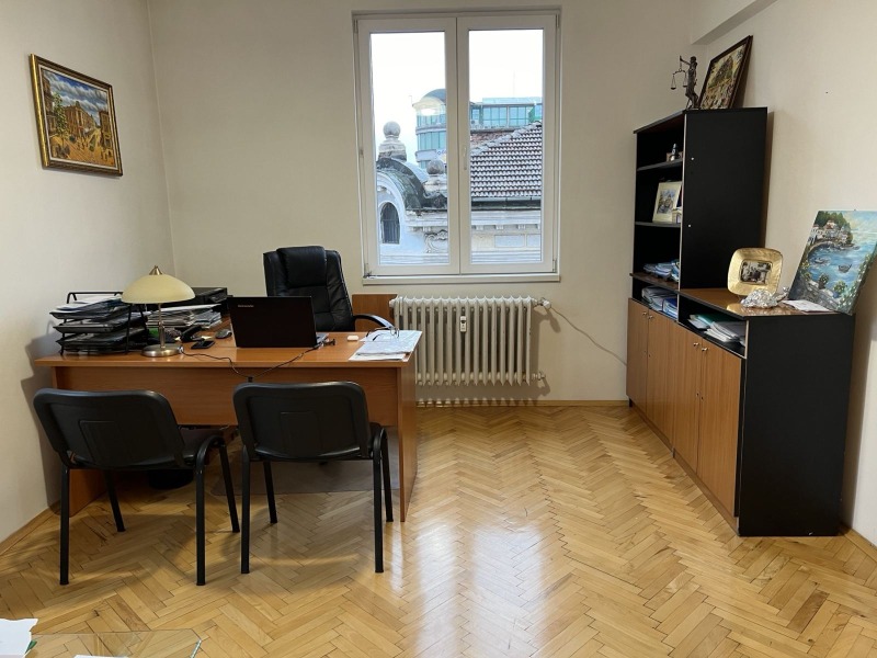 Te huur  Kantoor Sofia , Tsentar , 90 m² | 16776620 - afbeelding [2]