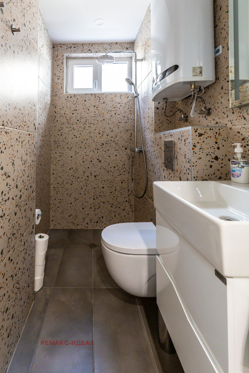Te huur  1 slaapkamer Varna , Gratska machala , 61 m² | 88065625 - afbeelding [12]