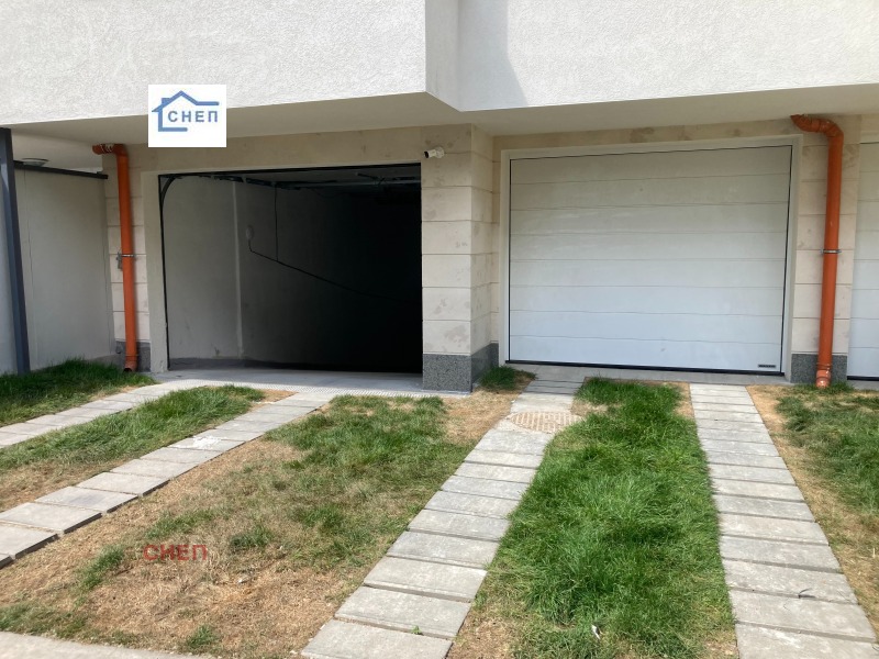 Til leje  Garage Sofia , Vitosha , 27 kvm | 44209067