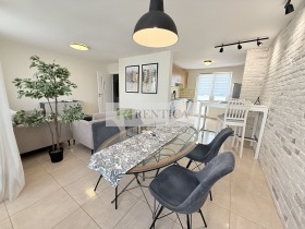 2 sypialnie Centar, Warna