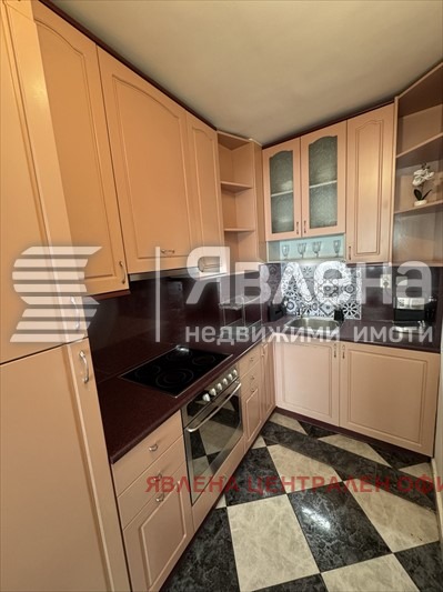Дава под наем 3-СТАЕН, гр. София, Лозенец, снимка 4 - Апартаменти - 56135259