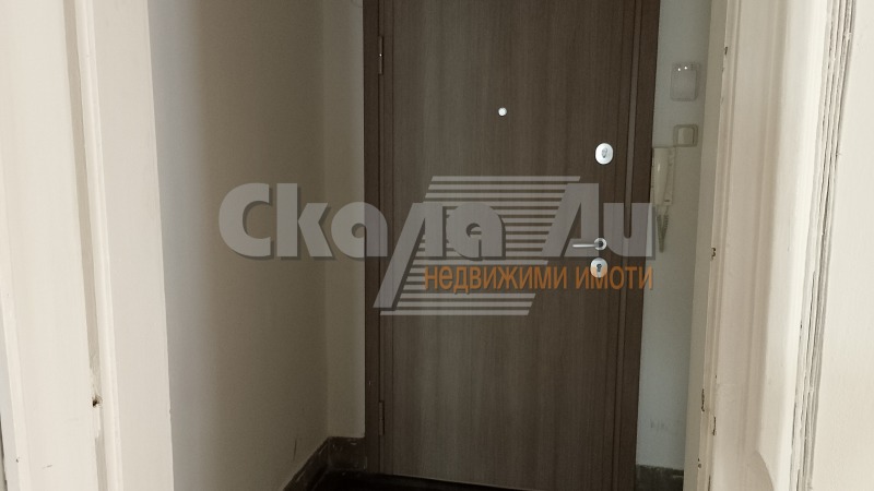 Vuokrattavana  3 makuuhuonetta Sofia , Tsentar , 130 neliömetriä | 80684104 - kuva [12]