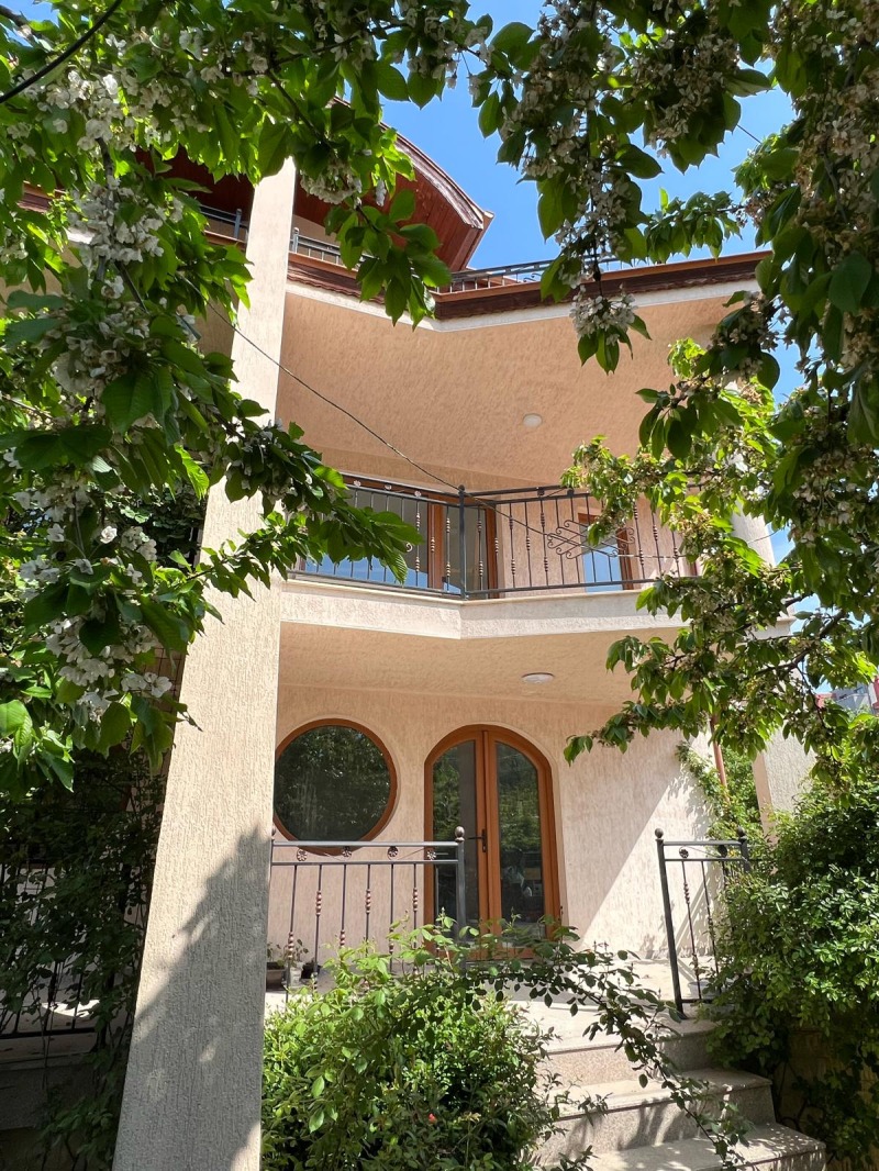 Kiadó  Ház Sofia , Ljulin 9 , 353 négyzetméter | 37483980 - kép [6]