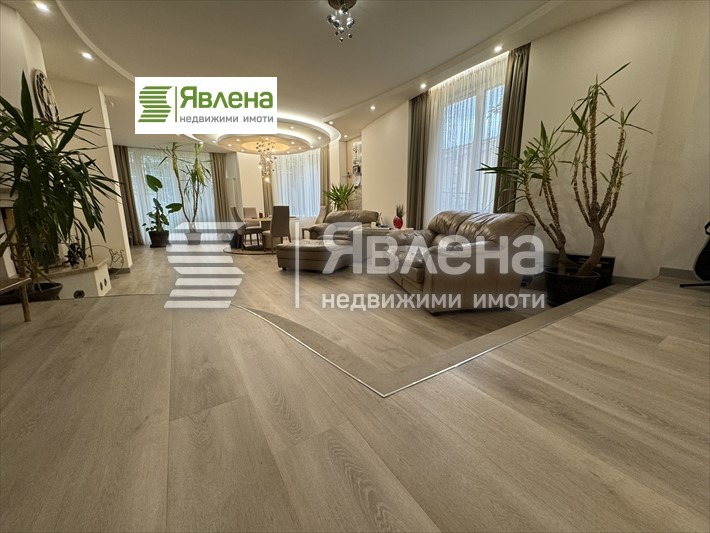 Da affittare  Casa Sofia , Manastirski livadi , 430 mq | 62625114 - Immagine [5]