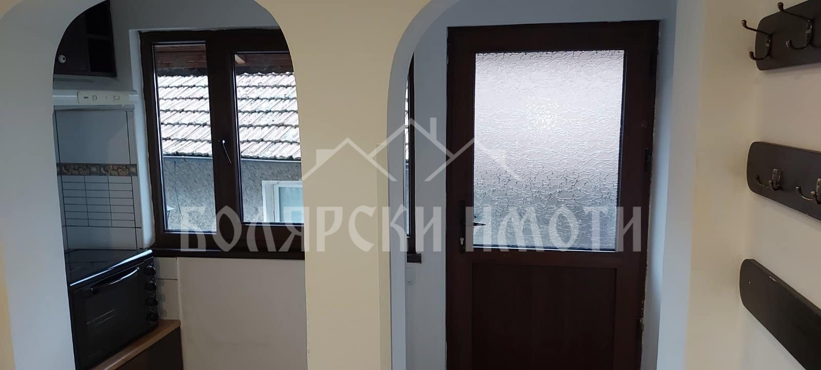 Дава под наем ЕТАЖ ОТ КЪЩА, гр. Велико Търново, Център, снимка 9 - Етаж от къща - 54203191