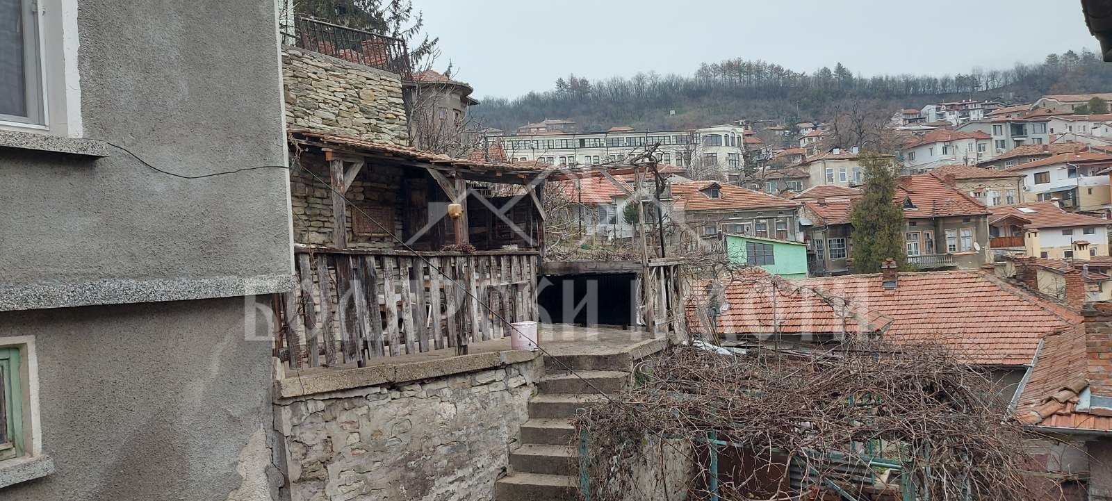 Дава под наем ЕТАЖ ОТ КЪЩА, гр. Велико Търново, Център, снимка 11 - Етаж от къща - 54203191