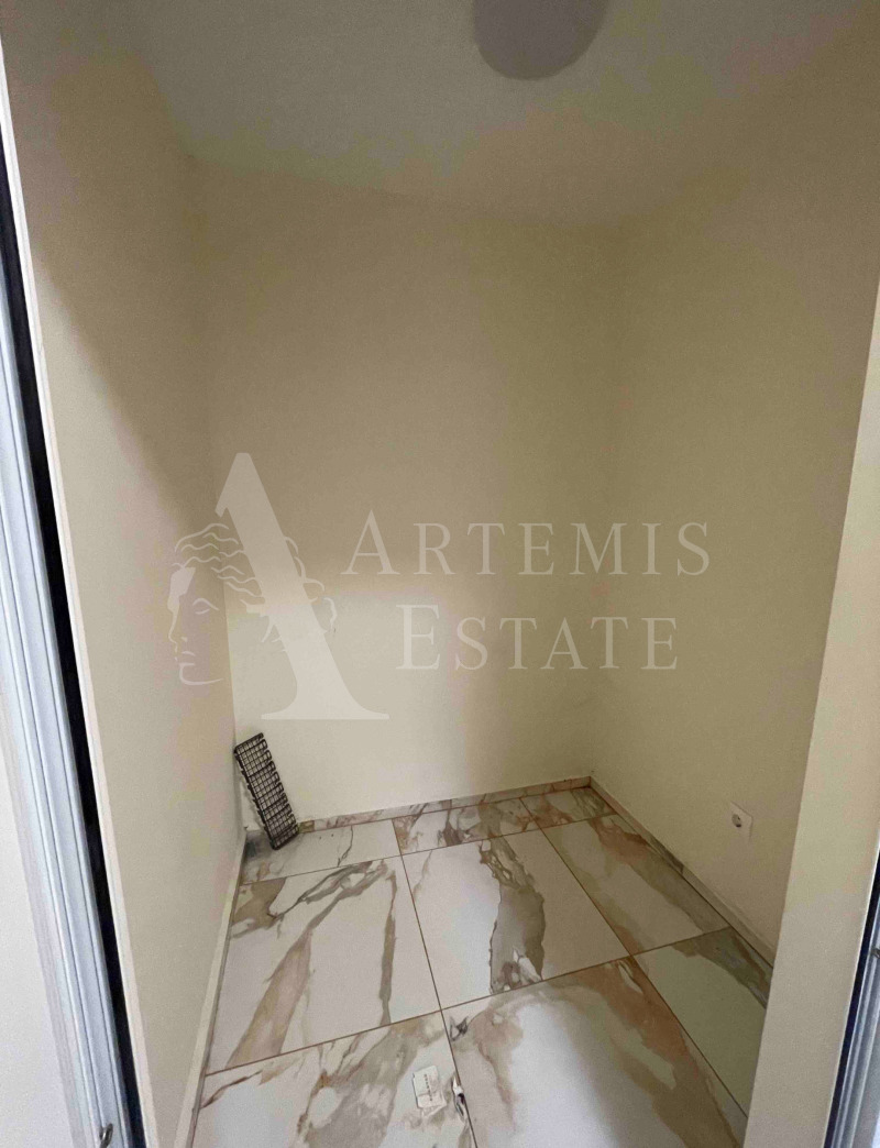 För uthyrning  1 sovrum Sofia , Ljulin - centar , 72 kvm | 26215126 - bild [13]