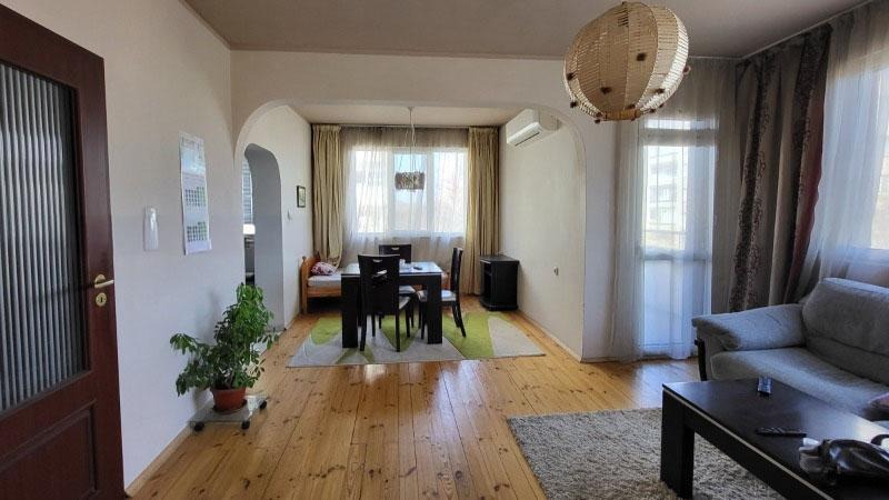 En renta  2 dormitorios Plovdiv , Kyuchuk Parizh , 110 metros cuadrados | 36232991 - imagen [2]