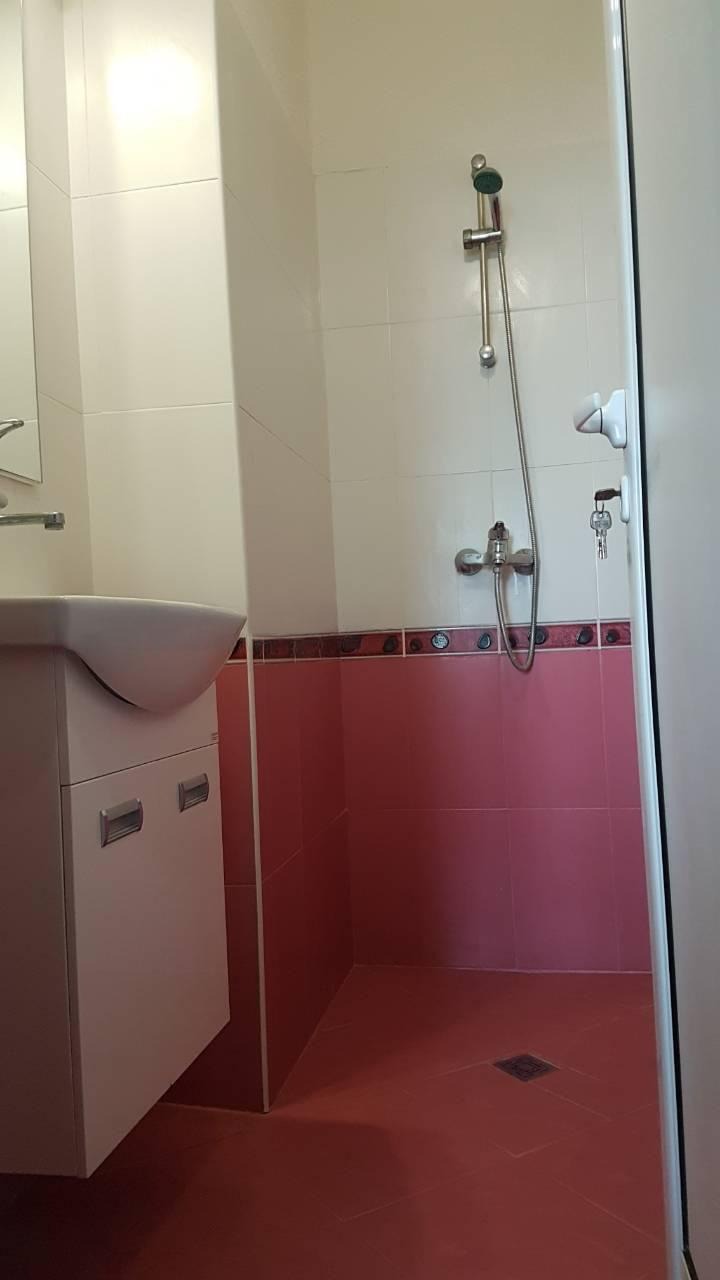 En renta  2 dormitorios Plovdiv , Kyuchuk Parizh , 110 metros cuadrados | 36232991 - imagen [5]