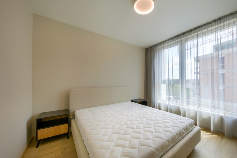 Издаје се  2 спаваће собе Софија , Обориште , 90 м2 | 39759468 - слика [8]