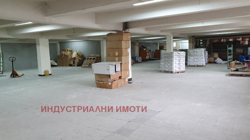 En renta  Almacenamiento Plovdiv , Industrialna zona - Sever , 450 metros cuadrados | 43837555 - imagen [2]