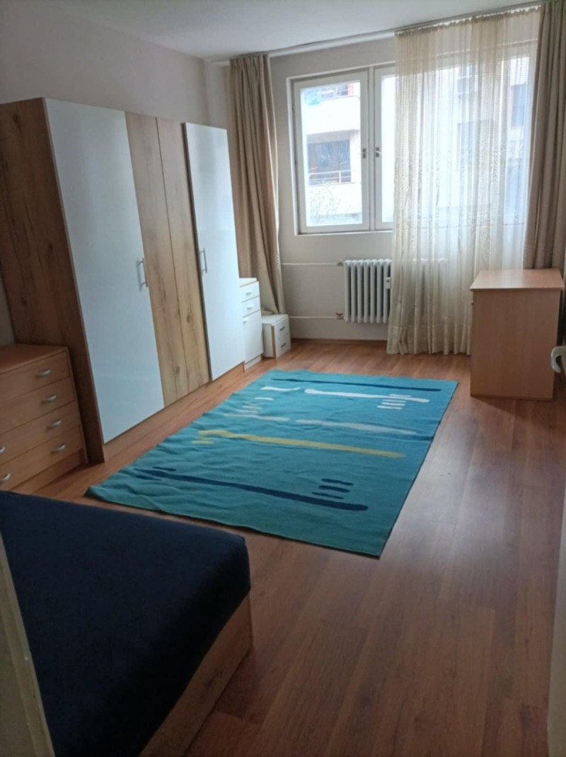 Da affittare  1 camera da letto Sofia , Meditsinska akademiia , 70 mq | 44805890 - Immagine [3]