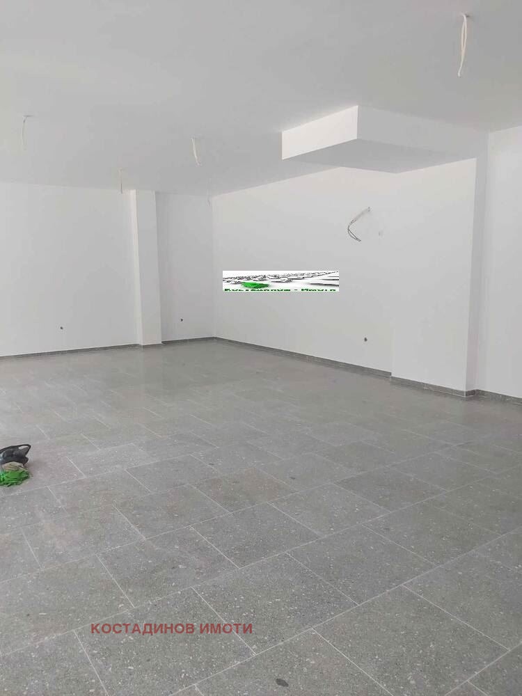 Дава под наем МАГАЗИН, гр. Пловдив, Южен, снимка 6 - Магазини - 54047115