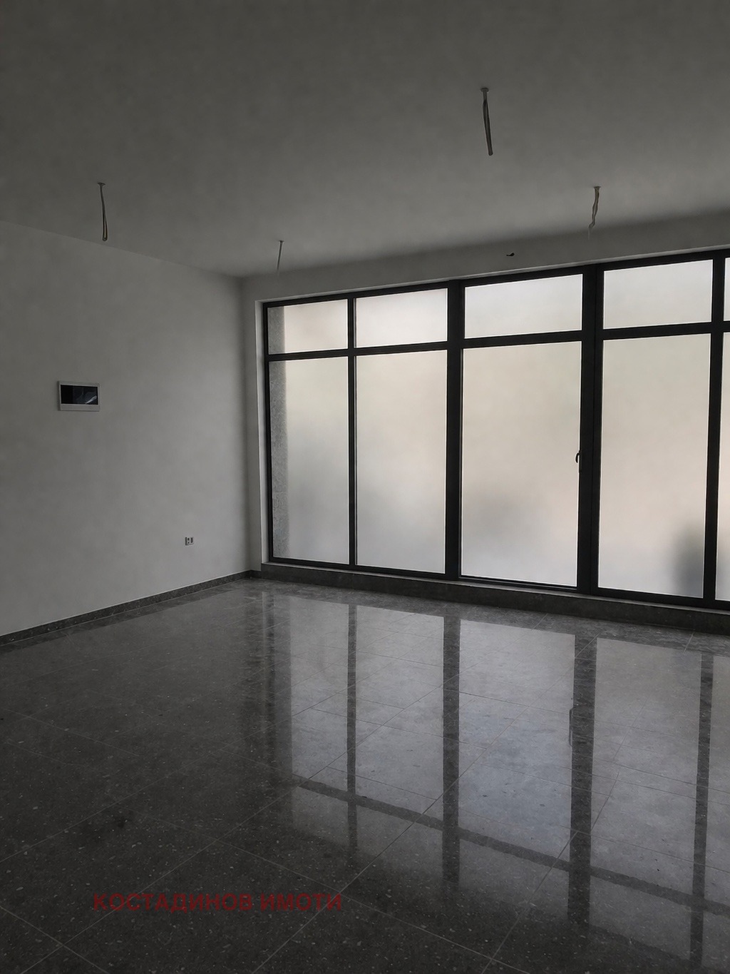 Дава под наем МАГАЗИН, гр. Пловдив, Южен, снимка 2 - Магазини - 54047115