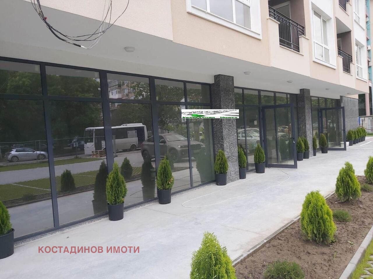 Дава под наем МАГАЗИН, гр. Пловдив, Южен