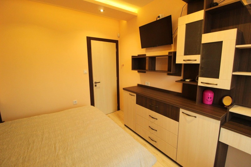 A louer  1 chambre Varna , Okrajna bolnitsa-Generali , 50 m² | 89805719 - image [5]