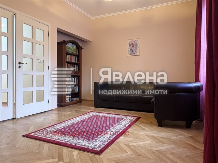 Дава под наем 2-СТАЕН, гр. София, Център, снимка 2 - Апартаменти - 53908153