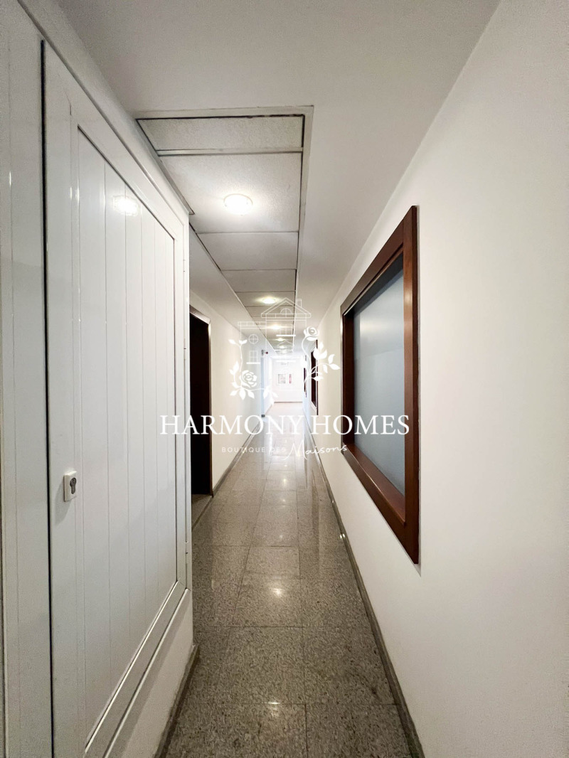 Дава под наем  Офис град София , Център , 460 кв.м | 54041213 - изображение [16]