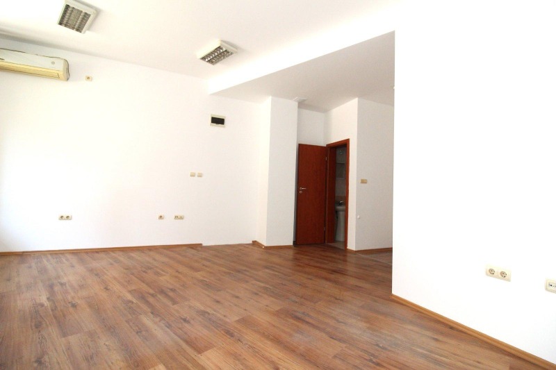 For Rent  Shop Plovdiv , Gagarin , 50 sq.m | 73264997 - image [2]