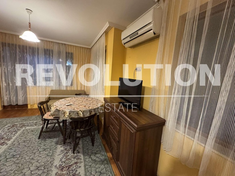 Дава под нем  2-стаен, град Варна, Трошево •  350 EUR • ID 99262157 — holmes.bg - [1] 