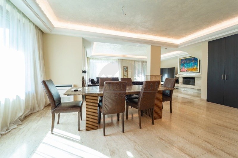 Издаје се  Кућа Софија , Драгалевци , 260 м2 | 30935410 - слика [10]