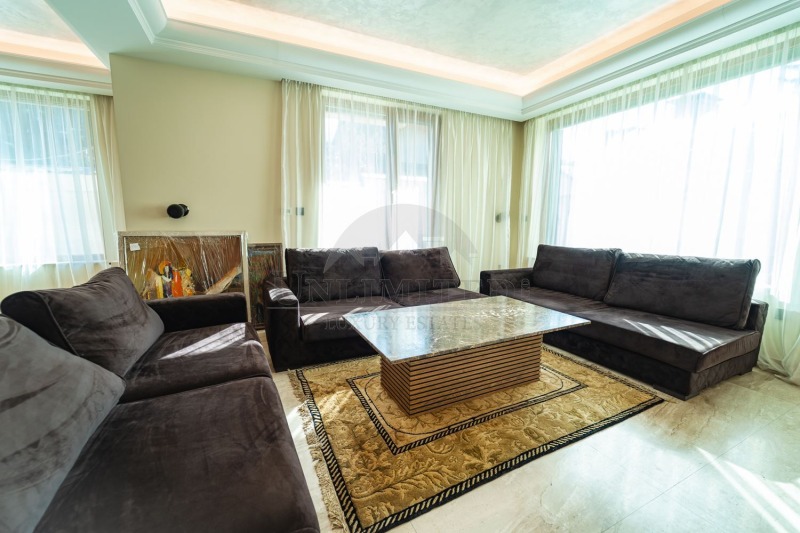 Издаје се  Кућа Софија , Драгалевци , 260 м2 | 30935410 - слика [4]