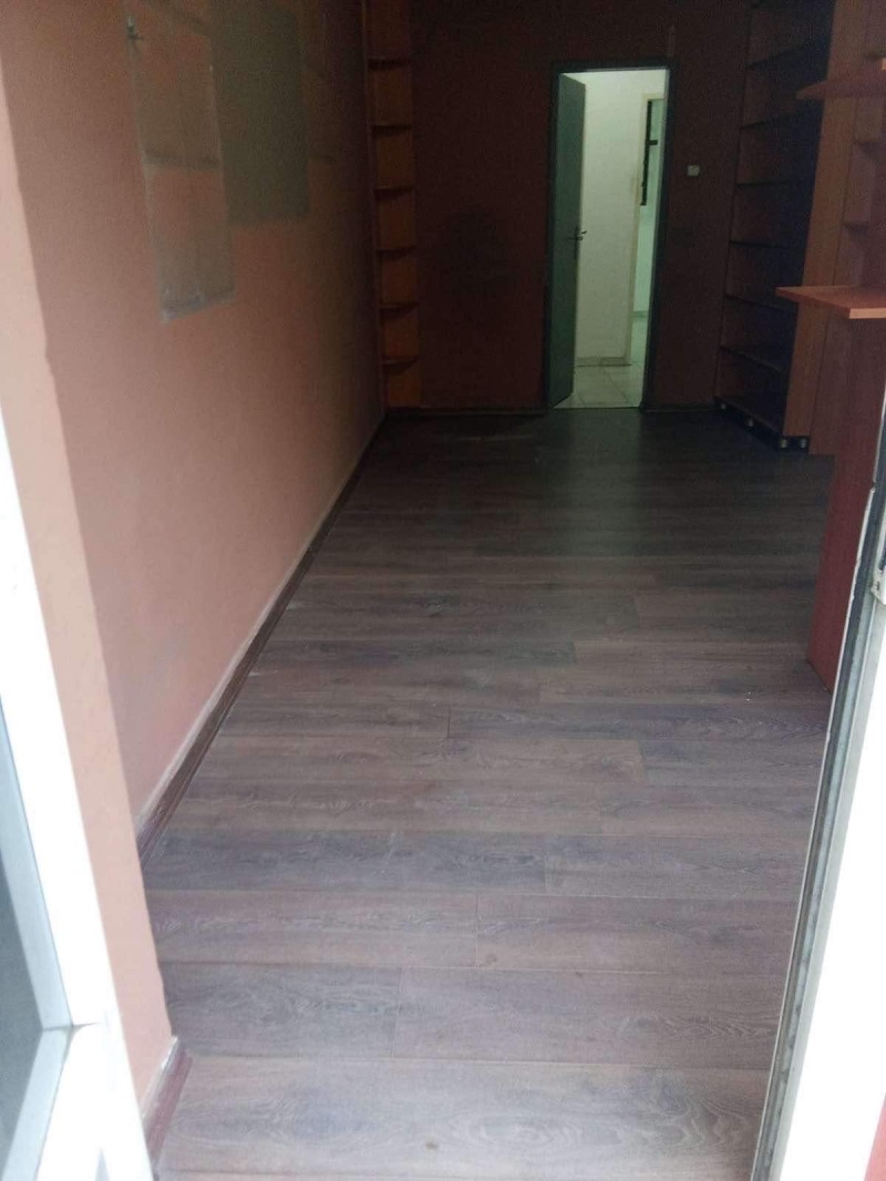 Kiadó  Üzlet Plovdiv , Centar , 35 négyzetméter | 82114796