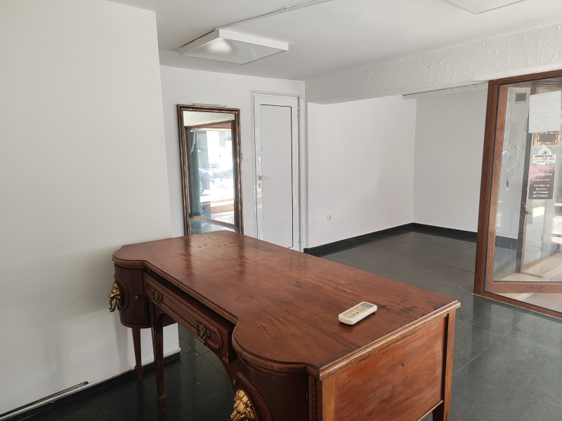 Vuokrattavana  Toimisto Burgas , Tsentar , 22 neliömetriä | 95346980 - kuva [4]