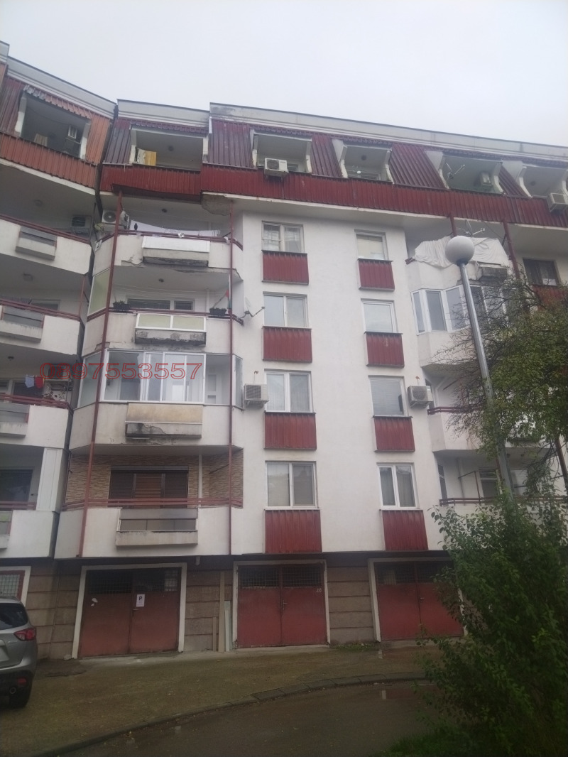 Дава под наем ГАРАЖ, ПАРКОМЯСТО, гр. Разград, Център, снимка 2 - Гаражи и паркоместа - 52769946