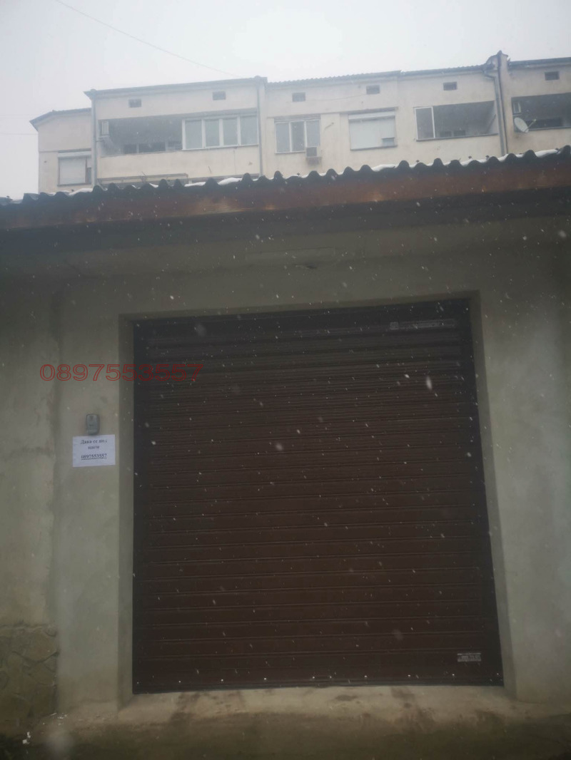 Дава под наем ГАРАЖ, ПАРКОМЯСТО, гр. Велико Търново, Зона Б, снимка 9 - Гаражи и паркоместа - 53396644