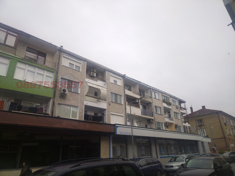 Дава под наем ГАРАЖ, ПАРКОМЯСТО, гр. Разград, Център, снимка 3 - Гаражи и паркоместа - 52769946