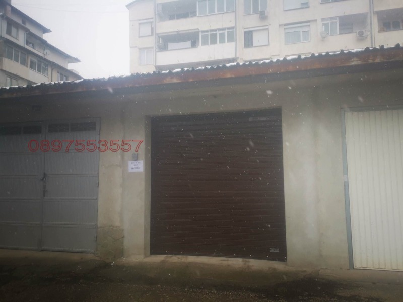 Дава под наем ГАРАЖ, ПАРКОМЯСТО, гр. Велико Търново, Зона Б, снимка 8 - Гаражи и паркоместа - 53396644