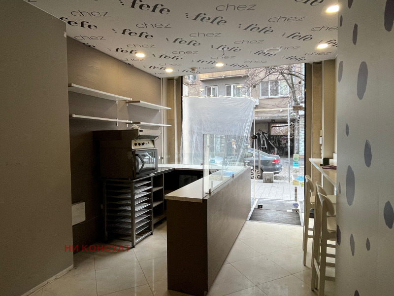 Дава под наем МАГАЗИН, гр. София, Център, снимка 4 - Магазини - 53495386