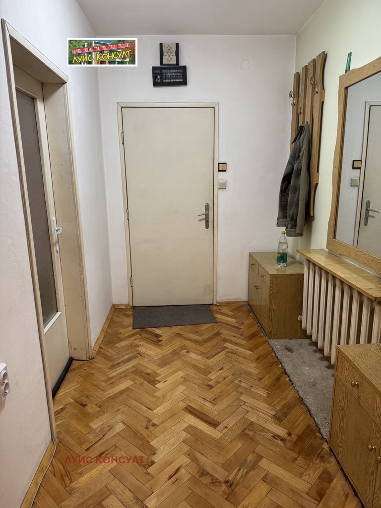 En renta  1 dormitorio Montana , Shirok tsentar , 75 metros cuadrados | 36129007 - imagen [13]
