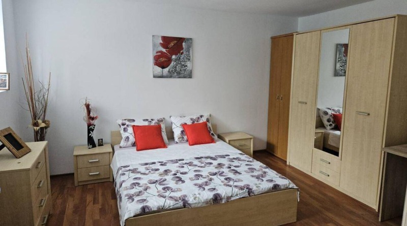 Do wynajęcia  1 sypialnia Warna , Sportna zala , 40 mkw | 39364082 - obraz [2]