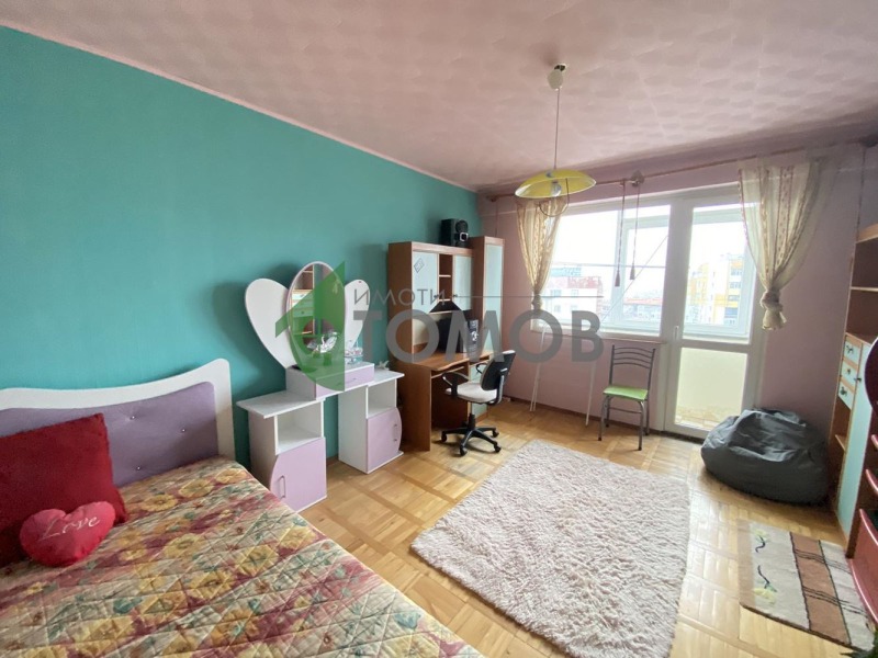 Дава под наем 2-СТАЕН, гр. Шумен, 5-ти полк, снимка 4 - Апартаменти - 53383963