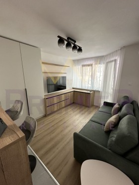 Studio Okrażna bolnica-Generali, Warna