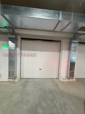 ГАРАЖ, ПАРКОМЯСТО, 22 m2