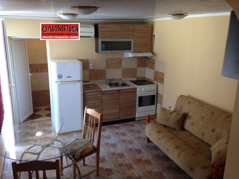 Под наем 2-СТАЕН, град Плевен, Широк център • 200 € / 391.17 лв. • 80564454 1