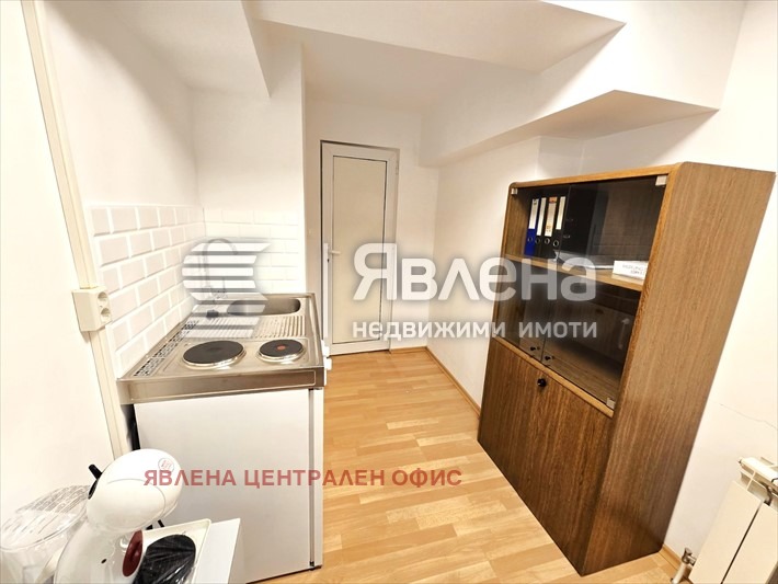 Дава под наем СКЛАД, гр. София, Център, снимка 3 - Складове - 53613325