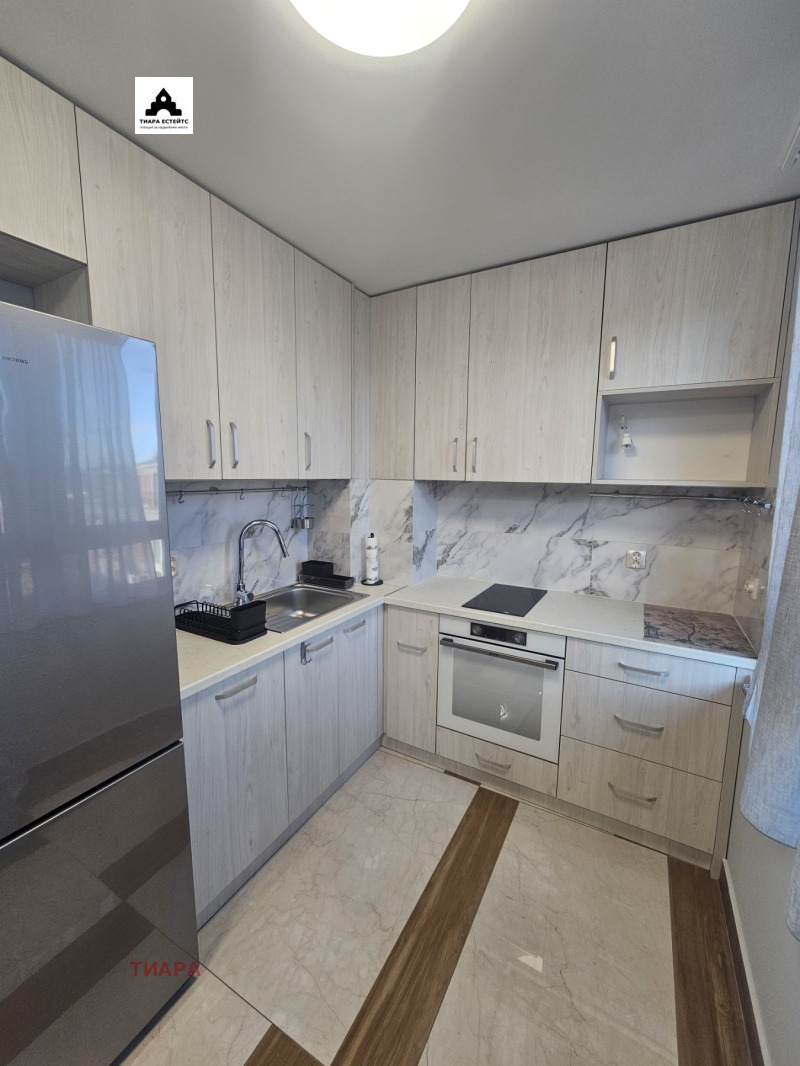 Дава под наем 3-СТАЕН, гр. София, Малинова долина, снимка 2 - Апартаменти - 53466663