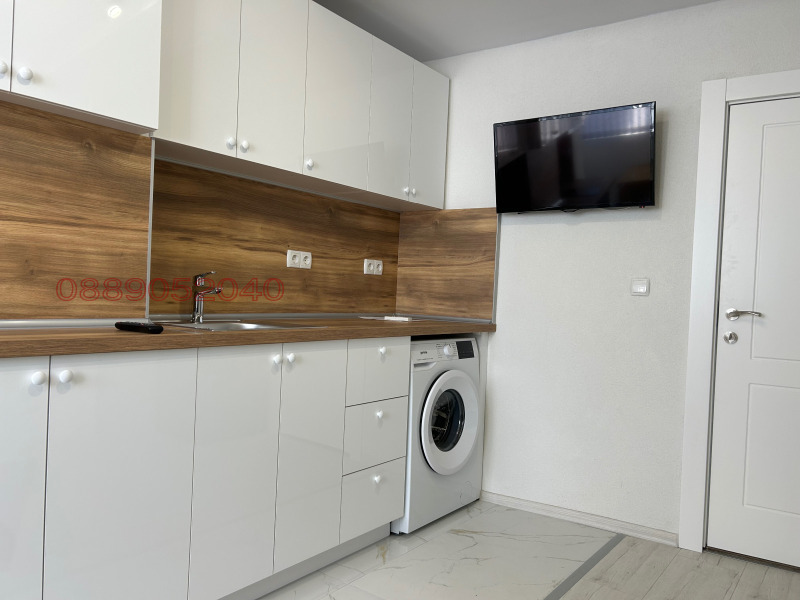 A louer  1 chambre Choumen , Tsentar , 55 m² | 27561963 - image [3]