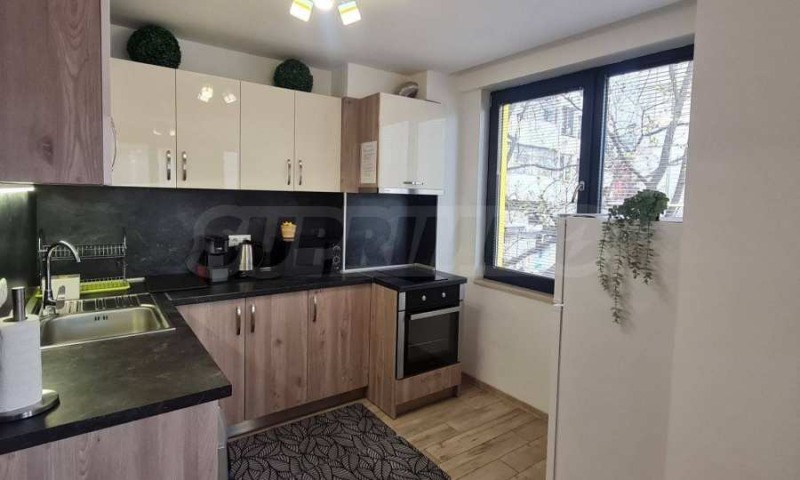 K pronájmu  2 ložnice Varna , Centar , 70 m2 | 66894913 - obraz [3]