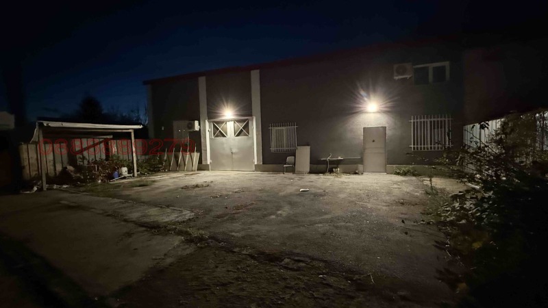 Дава под наем ПРОМ. ПОМЕЩЕНИЕ, гр. София, Военна рампа