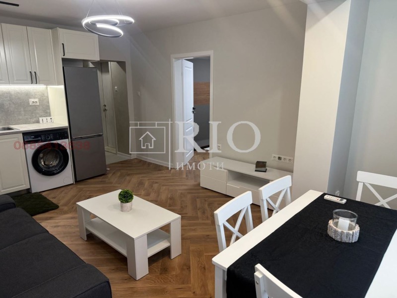 Дава под наем 2-СТАЕН, гр. Пловдив, Център, снимка 4 - Апартаменти - 52478063