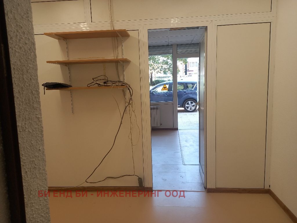 Дава под наем СКЛАД, гр. София, Център, снимка 3 - Складове - 56036929